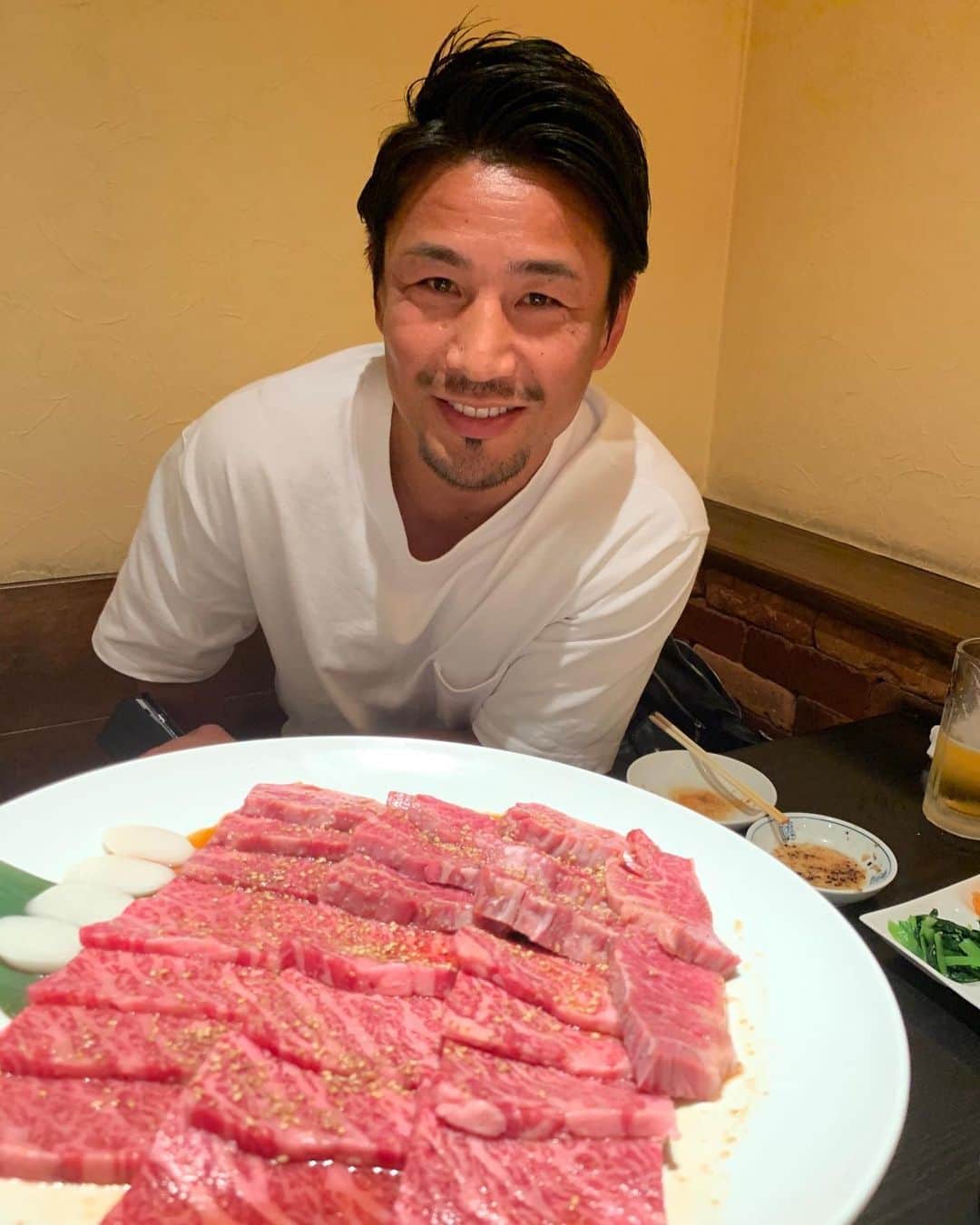 魔裟斗さんのインスタグラム写真 - (魔裟斗Instagram)「いー肉だなぁ #魔裟斗」6月1日 13時40分 - masato.official