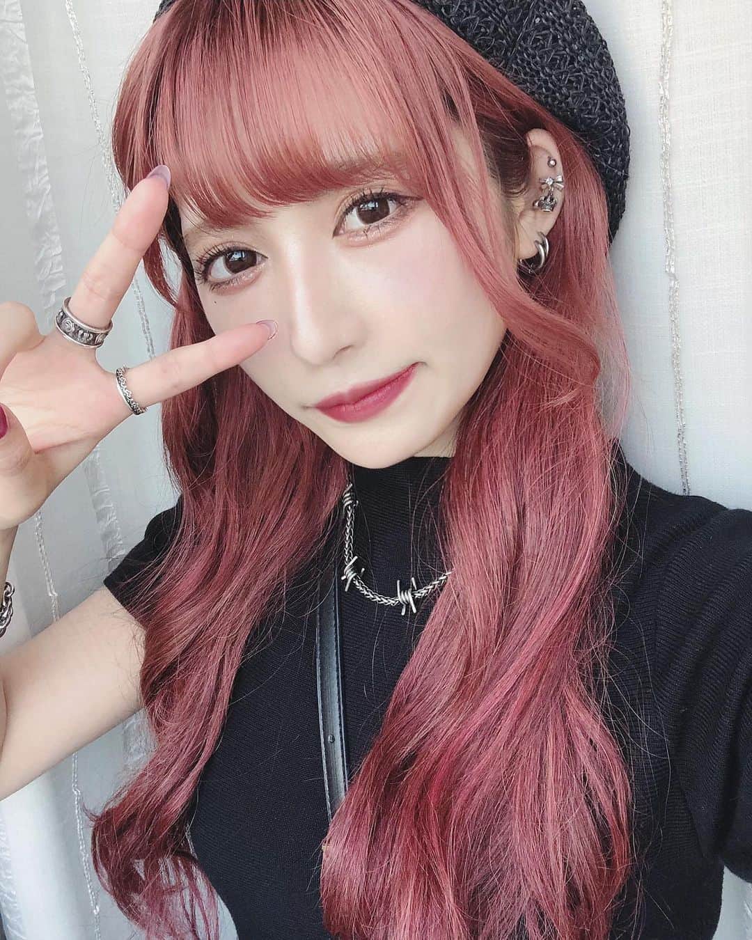 一ノ瀬りとのインスタグラム：「もーどうでもいいから好きになりなよ」