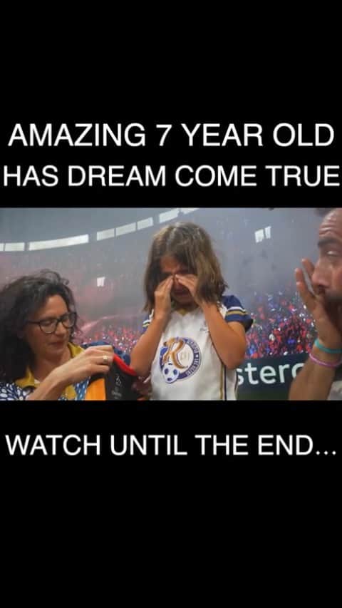 F2Freestylersのインスタグラム：「AMAZING 7 OLD HAS DREAM COME TRUE.... Watch until the end ✨ @mastercardeurope #PASSITON #STARTSOMETHINGPRICELESS」