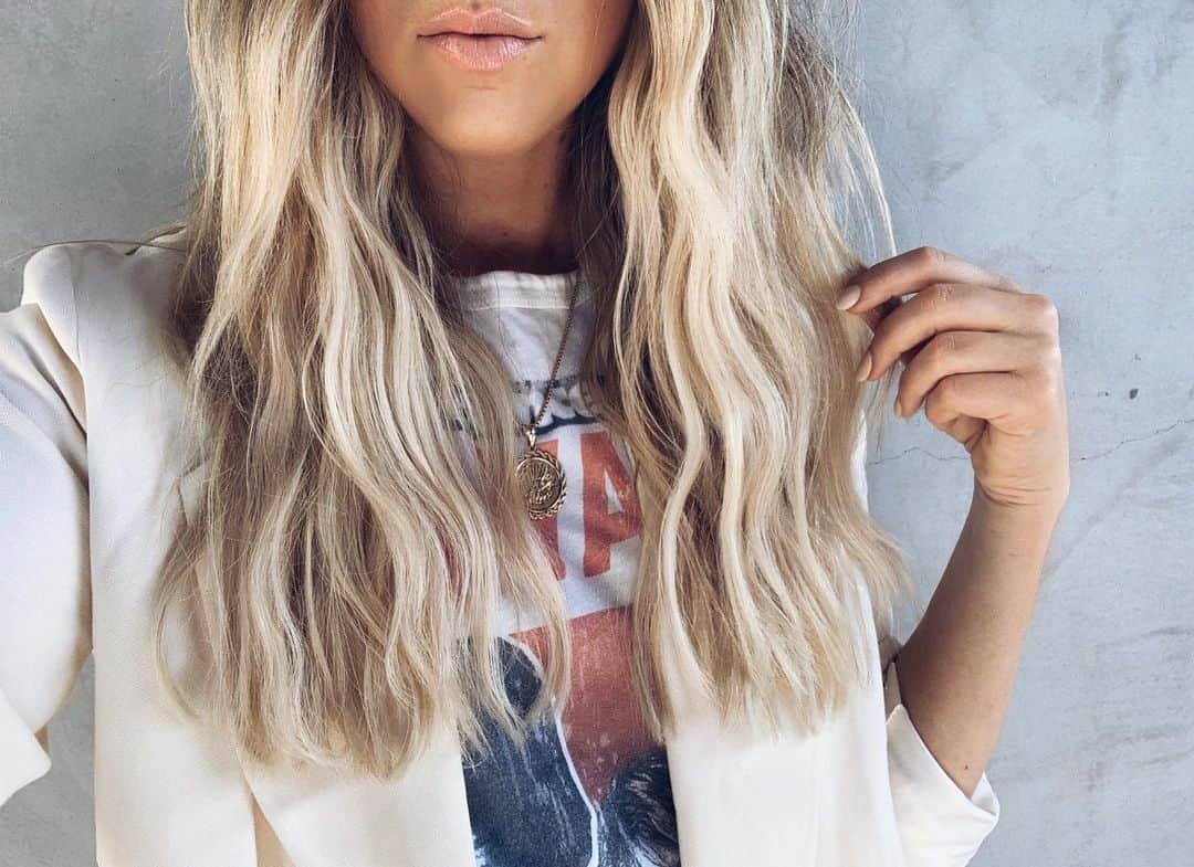 Morgan Parksのインスタグラム：「Snip snip ✂️🙃」