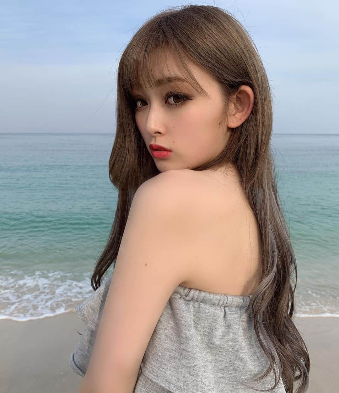 古川優奈さんのインスタグラム写真 - (古川優奈Instagram)「海3150😍😘 今回のヘアカラーとエクステは L.O.Gの原さんに🤤🤤 めっかわでした❤ ありがとうございました☺️ @logmisato」6月1日 7時58分 - chamitan_0908