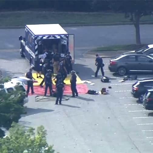 NBC Newsさんのインスタグラム写真 - (NBC NewsInstagram)「BREAKING: At least 11 killed and others injured in mass shooting at Virginia Beach municipal center, official says. . The suspected shooter, who is also dead, was a current employee, official says; 1 officer was shot but saved by protective vest. Click the link in our bio for more. . 📷 @wavynews10」6月1日 7時53分 - nbcnews