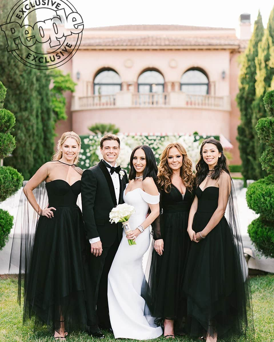 シェリル・バークさんのインスタグラム写真 - (シェリル・バークInstagram)「To my bridesmaids and matron of honor... . @kymherjavec5678, thank you for always believing in the fairytale and for trying to convince me that all dreams do come true. Never believed you until this day happened. Thank you for being my bridesmaid. Love you, Sugarplum. ❤️ . @leahremini, thank you for making Matt and I stop procrastinating and start writing our vows when we did. We love you! Also, thank you for throwing me an amazing bridal shower, for dealing with my next level OCD (appreciate your help with rhinestoning the hangover kits) and for keeping Kleenex in your bra during the ceremony for me in case I was a hot mess which definitely came in handy. You are family forever and I love you. ❤️ . To my baby sister Nicole, who thanks to me, will most likely never get married after witnessing her big sister become bridezilla, thank you for being my rock through what ended up becoming the most magical night of our lives that we will treasure forever. I love you more than words can express and I better be there when you elope! ❤️ . Girls, @matthewlawrence may have married me but he’s stuck with us forever! 😂❤️. Photo © 2019 by Amy and Stuart Photography, @amyandstuart」6月1日 8時18分 - cherylburke