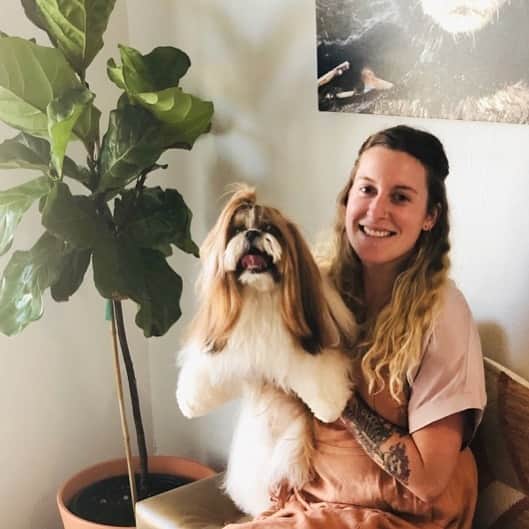 Dogs by Ginaのインスタグラム：「Me and my girl 🐾❤️」