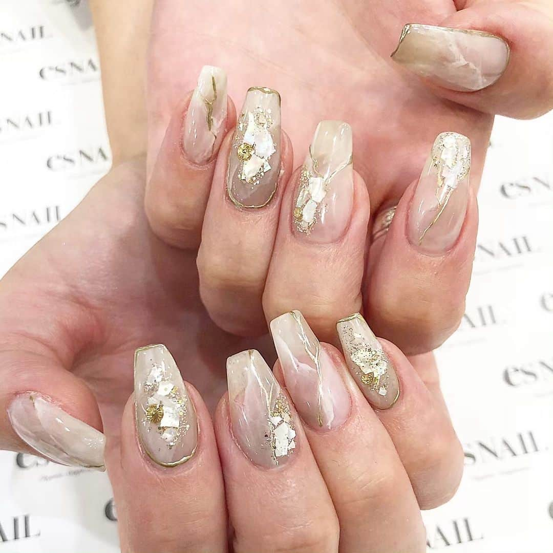 esNAILさんのインスタグラム写真 - (esNAILInstagram)「. #nail#nails#nailart#naildesign#esnail#esnail_shibuya#gelnail#ネイル#エスネイル#ジェルネイル#esネイル#ネイルデザイン#美甲#tokyo#shibuya#newnail#渋谷店#新宿店#吉祥寺店#大宮店#名古屋店#大阪店#福岡店 @esnail_la」6月1日 9時27分 - esnail_japan