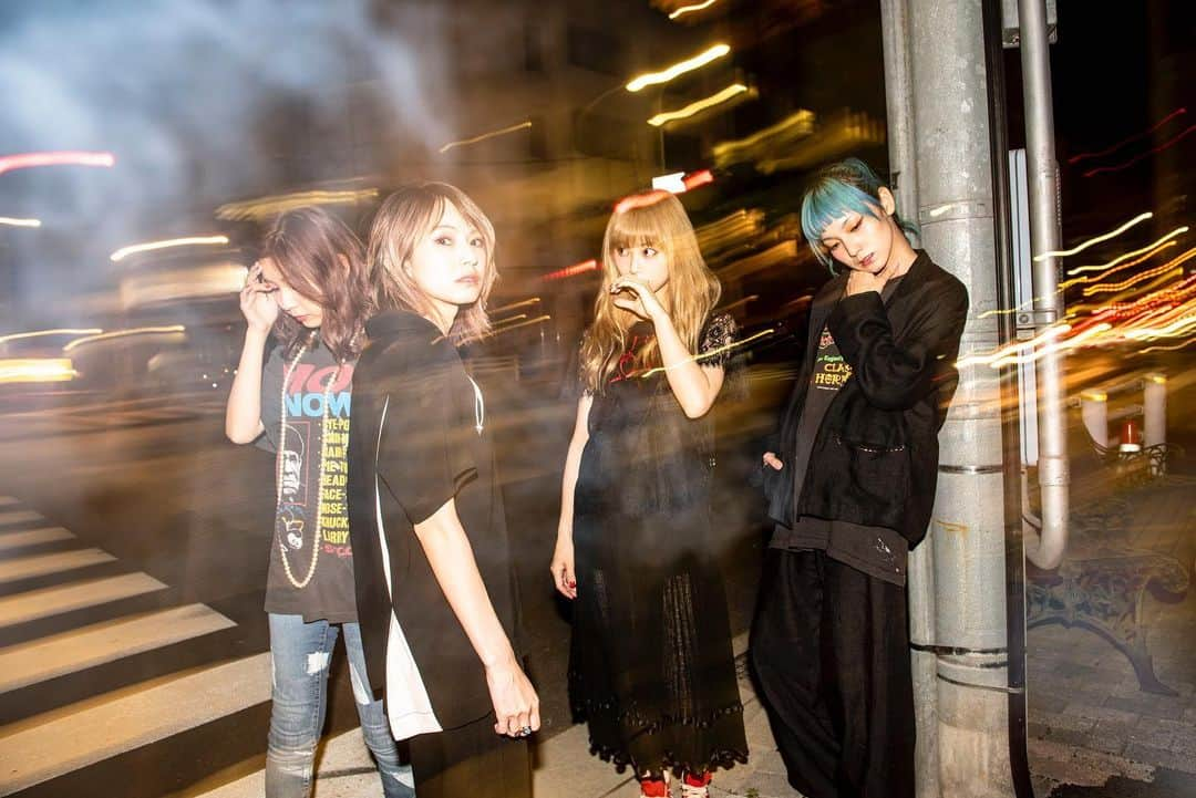 SCANDALさんのインスタグラム写真 - (SCANDALInstagram)「#scandal #her photo by @takeshiyao」6月1日 10時00分 - scandal_band_official