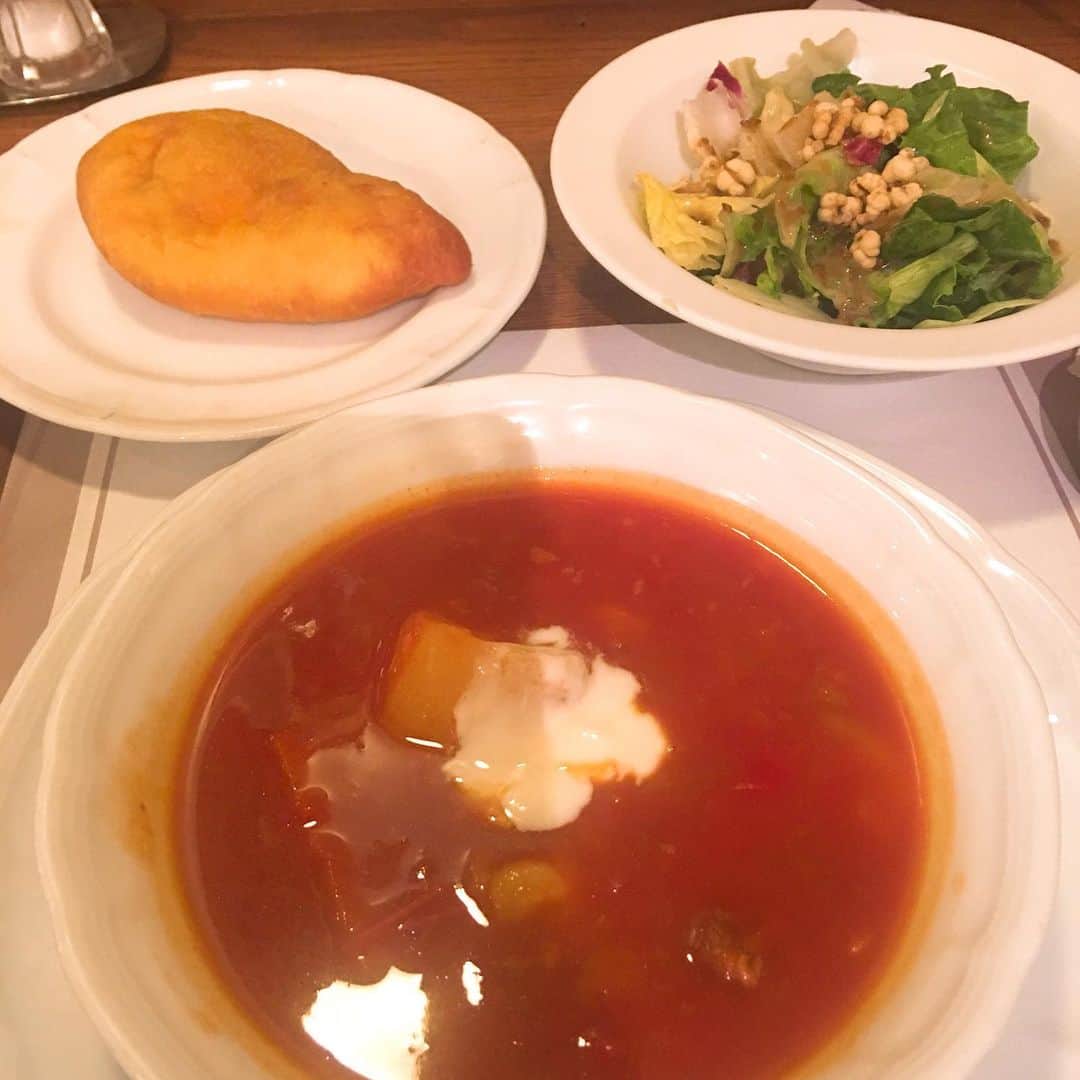 金巻ともこのグルメインスタ