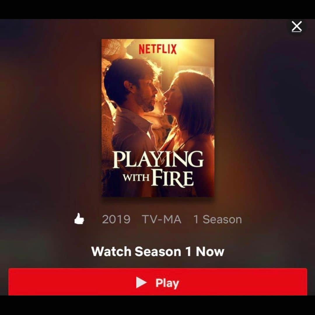 Gaby Espinoさんのインスタグラム写真 - (Gaby EspinoInstagram)「Desde HOY en @netflix @netflixlat #PlayingWithFire #JugarConFuego 🔥🔥🔥🔥🔥」6月1日 11時23分 - gabyespino