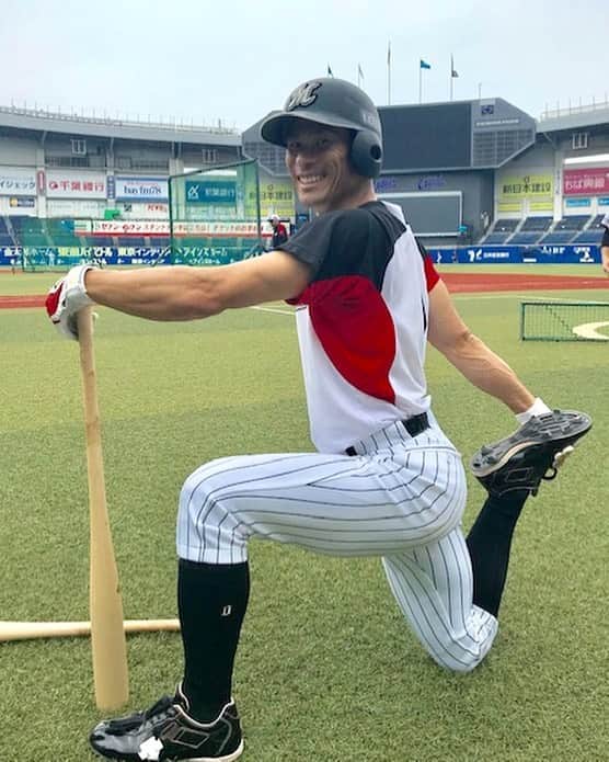 千葉ロッテマリーンズさんのインスタグラム写真 - (千葉ロッテマリーンズInstagram)「頼れる切り込み隊長。今日もお願いします #千葉ロッテマリーンズ #chibalotte #ZOZOマリンスタジアム #荻野貴司 #卍  #💪」6月1日 11時34分 - chibalotte