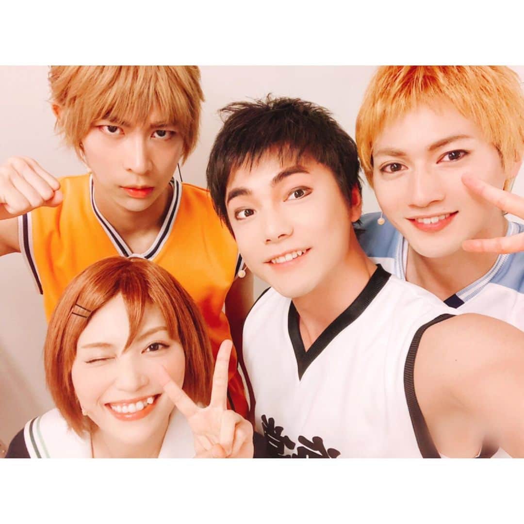 田野アサミさんのインスタグラム写真 - (田野アサミInstagram)「本日から！！﻿ ﻿ 舞台黒バスが終わりちょうど2週間程が経とうとしている本日🏀🏀🏀🏀🏀✨﻿ ﻿ 『舞台 黒子のバスケ ULTIMATE-BLAZE』﻿ 特別編集版 映像配信﻿ 本日から配信開始でーーーーす！🏀﻿ 嬉しいー！1800円でみれるよ！！笑﻿ ﻿ 視聴期間﻿ 2019年﻿ ６月１日（土）0:00〜９月２０日（金）23:59﻿ ﻿ 沢山の配信サイトさんが配信してくださってます🙏🏻✨﻿ ありがたい限りです。﻿ 是非とも舞台観劇なさって下さった方も﻿ まだ見てない！初めて！って方も是非！ もっとキャストの細かい表情や動きが観れると思います🏀✨是非舞台黒バスの世界を皆さんのタブレットや携帯でご観劇下さい❤️🐥﻿ ﻿ ﻿ 私も必ずみる。﻿ なんだかうれしい。﻿ 一生懸命全力全開のキャスト全員に会える。﻿ また誠凛の皆に会える。またリコに会える。﻿ 大千秋楽の配信という事で、きっと皆色んな気持ちを胸に板の上にたっている。﻿ 私も緊張と嬉しさと寂しさで、﻿ 色んな表情している事でしょう！！﻿ 恥ずかしいけどみてもらいたいです。﻿ そして、なによりも、﻿ 配信を決めてくれたいろんな各所のスタッフさん！！！！﻿ ありがとうございます！！！！笑﻿ ﻿ ﻿ 一緒にどんな場所、どんな時間でもダムダムしましょ🏀﻿ 会いにきてね！会いに行きます！﻿ ﻿ #皆に会いたい﻿#皆に会える #黒子のバスケ﻿#japanculture  #くろステ#kurokonobasket  #たのリコ 色んな写真載せました！すわいぷしてね👉🏻👉🏻👉🏻 まだまだまだまだあるんだけどね🏀🙏🏻♡笑﻿ ﻿」6月1日 12時46分 - tano_asami