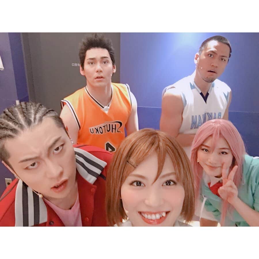田野アサミさんのインスタグラム写真 - (田野アサミInstagram)「本日から！！﻿ ﻿ 舞台黒バスが終わりちょうど2週間程が経とうとしている本日🏀🏀🏀🏀🏀✨﻿ ﻿ 『舞台 黒子のバスケ ULTIMATE-BLAZE』﻿ 特別編集版 映像配信﻿ 本日から配信開始でーーーーす！🏀﻿ 嬉しいー！1800円でみれるよ！！笑﻿ ﻿ 視聴期間﻿ 2019年﻿ ６月１日（土）0:00〜９月２０日（金）23:59﻿ ﻿ 沢山の配信サイトさんが配信してくださってます🙏🏻✨﻿ ありがたい限りです。﻿ 是非とも舞台観劇なさって下さった方も﻿ まだ見てない！初めて！って方も是非！ もっとキャストの細かい表情や動きが観れると思います🏀✨是非舞台黒バスの世界を皆さんのタブレットや携帯でご観劇下さい❤️🐥﻿ ﻿ ﻿ 私も必ずみる。﻿ なんだかうれしい。﻿ 一生懸命全力全開のキャスト全員に会える。﻿ また誠凛の皆に会える。またリコに会える。﻿ 大千秋楽の配信という事で、きっと皆色んな気持ちを胸に板の上にたっている。﻿ 私も緊張と嬉しさと寂しさで、﻿ 色んな表情している事でしょう！！﻿ 恥ずかしいけどみてもらいたいです。﻿ そして、なによりも、﻿ 配信を決めてくれたいろんな各所のスタッフさん！！！！﻿ ありがとうございます！！！！笑﻿ ﻿ ﻿ 一緒にどんな場所、どんな時間でもダムダムしましょ🏀﻿ 会いにきてね！会いに行きます！﻿ ﻿ #皆に会いたい﻿#皆に会える #黒子のバスケ﻿#japanculture  #くろステ#kurokonobasket  #たのリコ 色んな写真載せました！すわいぷしてね👉🏻👉🏻👉🏻 まだまだまだまだあるんだけどね🏀🙏🏻♡笑﻿ ﻿」6月1日 12時46分 - tano_asami