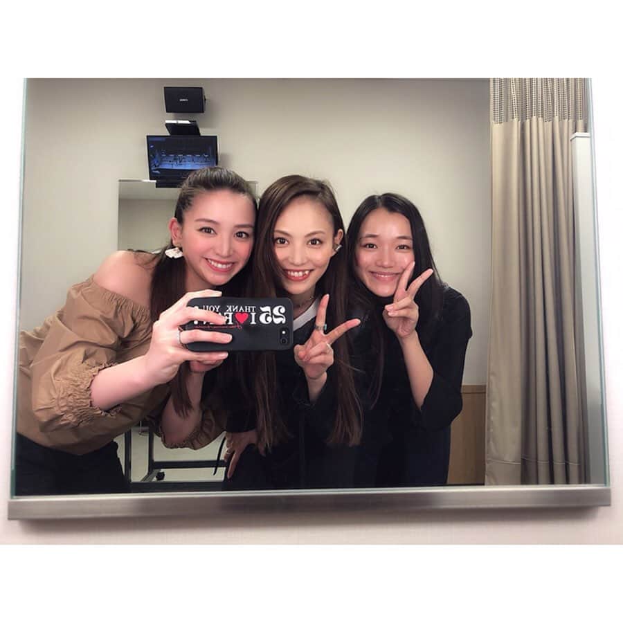 田野アサミさんのインスタグラム写真 - (田野アサミInstagram)「本日から！！﻿ ﻿ 舞台黒バスが終わりちょうど2週間程が経とうとしている本日🏀🏀🏀🏀🏀✨﻿ ﻿ 『舞台 黒子のバスケ ULTIMATE-BLAZE』﻿ 特別編集版 映像配信﻿ 本日から配信開始でーーーーす！🏀﻿ 嬉しいー！1800円でみれるよ！！笑﻿ ﻿ 視聴期間﻿ 2019年﻿ ６月１日（土）0:00〜９月２０日（金）23:59﻿ ﻿ 沢山の配信サイトさんが配信してくださってます🙏🏻✨﻿ ありがたい限りです。﻿ 是非とも舞台観劇なさって下さった方も﻿ まだ見てない！初めて！って方も是非！ もっとキャストの細かい表情や動きが観れると思います🏀✨是非舞台黒バスの世界を皆さんのタブレットや携帯でご観劇下さい❤️🐥﻿ ﻿ ﻿ 私も必ずみる。﻿ なんだかうれしい。﻿ 一生懸命全力全開のキャスト全員に会える。﻿ また誠凛の皆に会える。またリコに会える。﻿ 大千秋楽の配信という事で、きっと皆色んな気持ちを胸に板の上にたっている。﻿ 私も緊張と嬉しさと寂しさで、﻿ 色んな表情している事でしょう！！﻿ 恥ずかしいけどみてもらいたいです。﻿ そして、なによりも、﻿ 配信を決めてくれたいろんな各所のスタッフさん！！！！﻿ ありがとうございます！！！！笑﻿ ﻿ ﻿ 一緒にどんな場所、どんな時間でもダムダムしましょ🏀﻿ 会いにきてね！会いに行きます！﻿ ﻿ #皆に会いたい﻿#皆に会える #黒子のバスケ﻿#japanculture  #くろステ#kurokonobasket  #たのリコ 色んな写真載せました！すわいぷしてね👉🏻👉🏻👉🏻 まだまだまだまだあるんだけどね🏀🙏🏻♡笑﻿ ﻿」6月1日 12時46分 - tano_asami