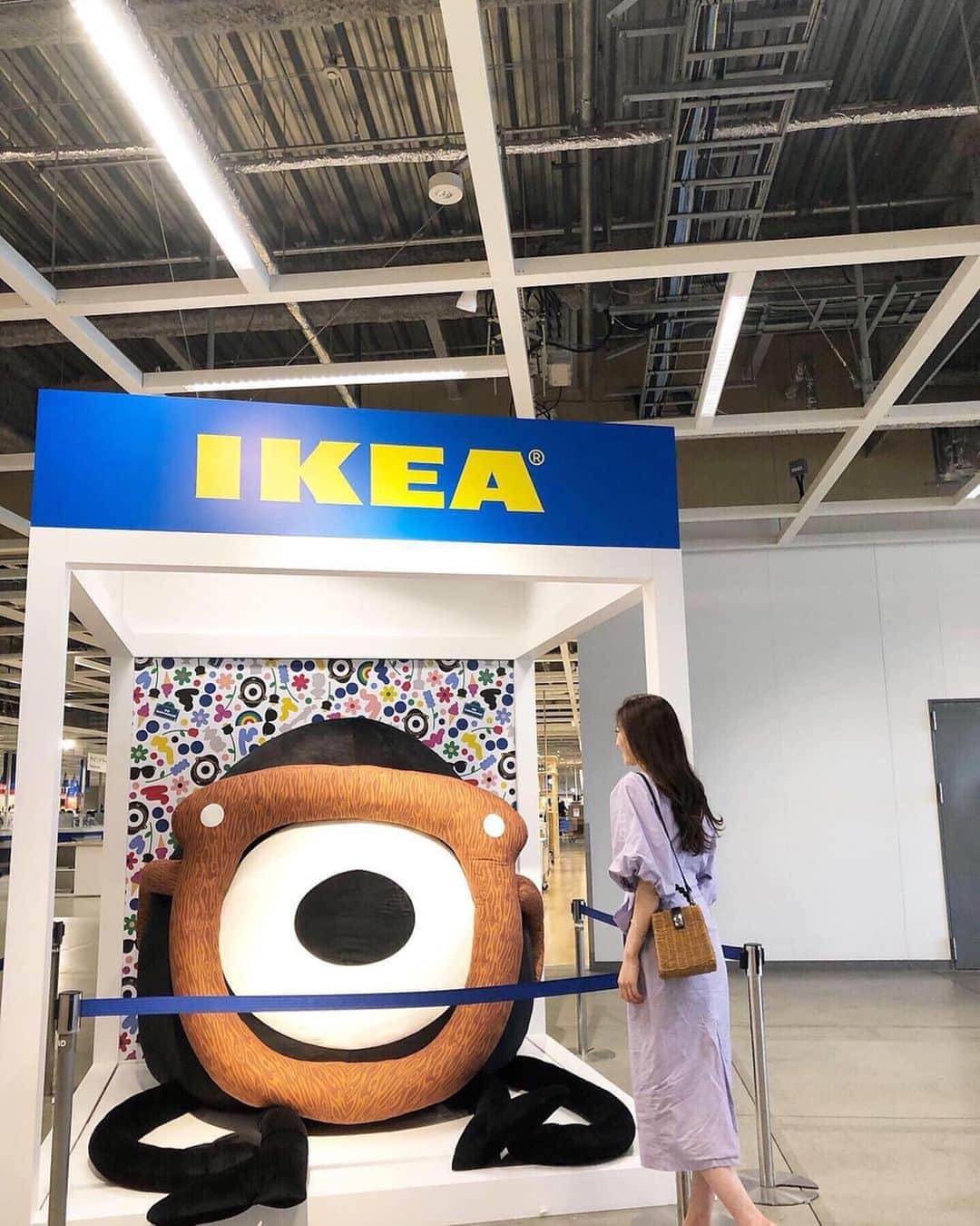 湯浅喬子のインスタグラム：「IKEAとDarcel Disappointsとの限定コレクション 「FÖRNYAD/フォルンヤド」新作発表会へ♡ . Darcel Disappointsはニューヨークで話題の キャラクター🗽 、 Darcel Disappointsのデザイナーである Craig Redman氏が来日し、新コレクションの こだわりやデザインなどについてトーク♡ . ''成功はステージアップの積み重ね'' 、 今までのストーリーを聞いて、 とても魅力的なデザインだと思いました♡ 、 IKEAで発売中なので、 是非チェックしてみて下さい。 #イケア #IKEADarcel #FORNYAD #PR」