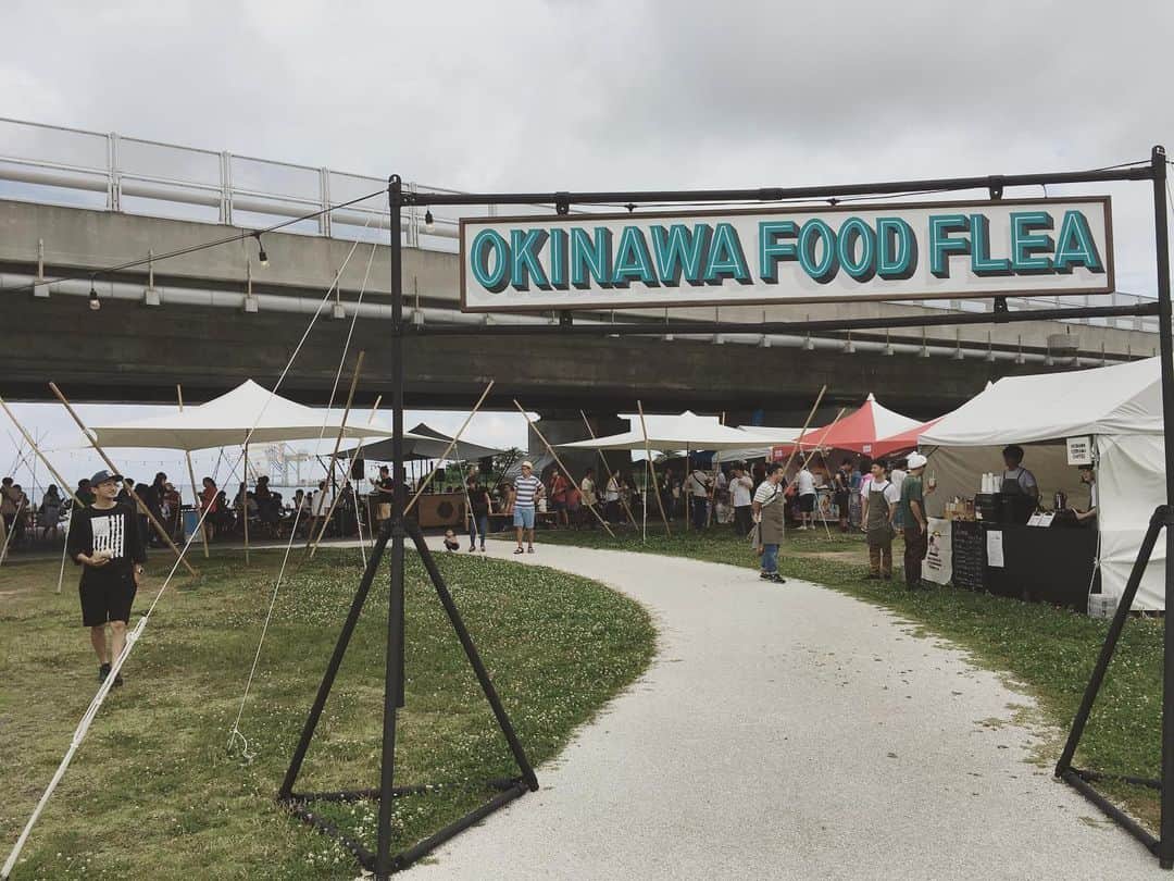 be-o編集部さんのインスタグラム写真 - (be-o編集部Instagram)「OKINAWA FOOD FLEAも盛り上がってます‼️🌭🍔🌮 @okinawafoodflea  #okinawafoodflea #okinawa #food #グルメ」6月1日 13時08分 - beo.okinawa