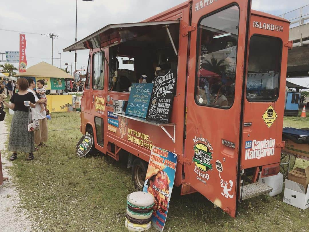 be-o編集部さんのインスタグラム写真 - (be-o編集部Instagram)「OKINAWA FOOD FLEAも盛り上がってます‼️🌭🍔🌮 @okinawafoodflea  #okinawafoodflea #okinawa #food #グルメ」6月1日 13時08分 - beo.okinawa