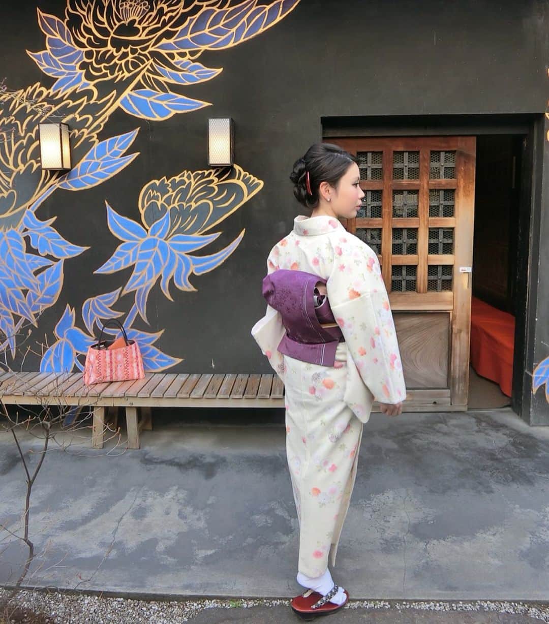 mahoさんのインスタグラム写真 - (mahoInstagram)「(*´꒳`*)🌸 。 今日から#6月 ですね❤️ 。 先日の @umesakura_kyoto の#着物 きて #撮影 (　≖´౪≖｀)🌸 。 。 @umesakura_kyoto では6月15日 までしていて… 。 。 秋から新店舗に #京都 の寺町御所南に移転し 拡大スタートに(*´꒳`*)✨ 。 。 今の北野白梅町 にあるお店は6月15日 までされてますよ❤️ 。 。 新店舗も楽しみですね(　≖´౪≖｀)✨ 。 。 。 。 。 。 。 。 。 。 。 #fashion#shooting#fashionmodel  #着物#umesakura#umesakura_kyoto#京都#kyoto#hairstyle#祇園#抹茶#蕎麦#trip  #ootd#浴衣 #トレーニング#gym#パーソナルトレーニング#workout#格闘技#ゴルフ #美容#ヘアスタイル#食べ歩き  #東京#浅草#三宮#梅田」6月1日 13時10分 - i.0ff1cia1._.m.ah.0