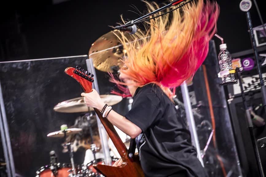 あやぺたのインスタグラム：「LOVE MUSIC FESTIVAL2019  photo by @hayachinphoto」