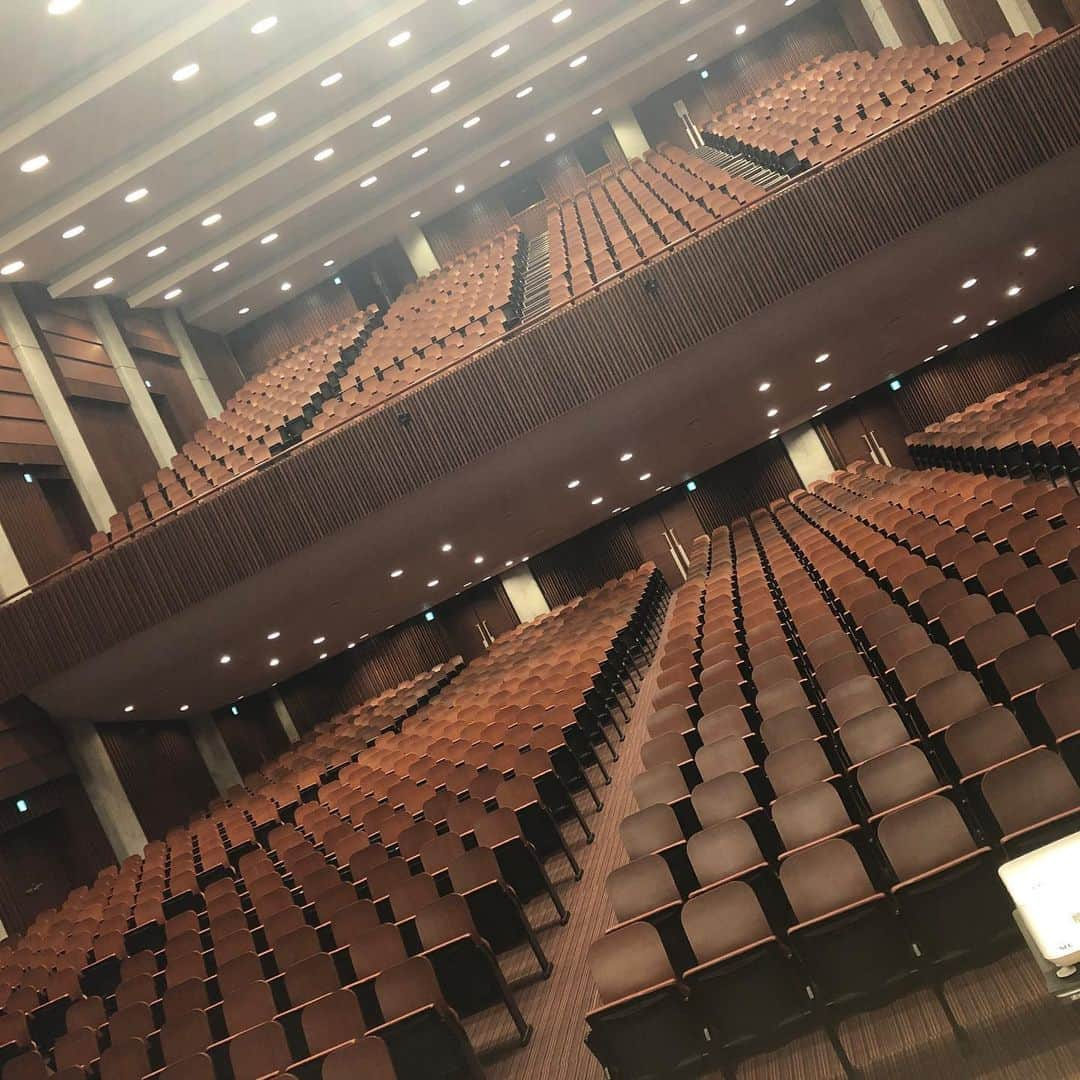 平原綾香さんのインスタグラム写真 - (平原綾香Instagram)「. ‪昨日。‬ ‪芝学園、下見。‬ . ‪良い学校だなぁ‬ ‪先生も良い人たちばかり。‬ . ‪#平原綾香 #ayakahirahara ‬ ‪#芝学園‬」6月1日 22時48分 - ayaka_hirahara_official