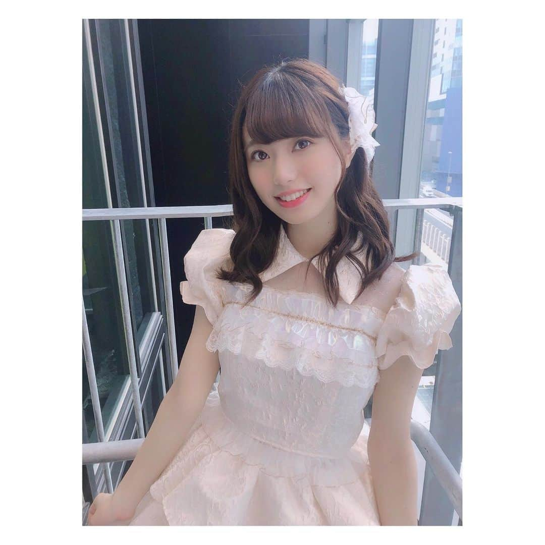 星名あゆみさんのインスタグラム写真 - (星名あゆみInstagram)「新衣装になりました^_^ どうですか？？﻿ そして公式で発表されたとおり﻿ 正式に担当カラーが青色になりました💙﻿ ・﻿ ・﻿ ・﻿ ﻿  #photoshop #instagramjapan #like4likes  #アイドル #idol #ヘアカラー #ヘアスタイル #ootd #アイドル #followme #instagood #selfie #me #新衣装 #衣装#コスプレ」6月1日 22時56分 - hoshina_ayumi