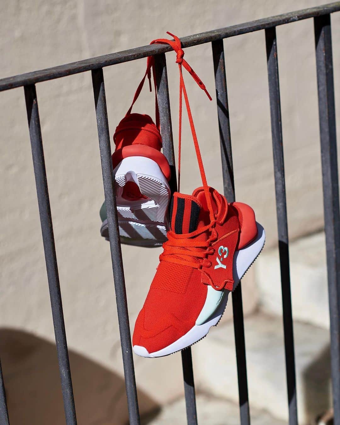 ワイスリーのインスタグラム：「Y-3 KAIWA KNIT.​ Y-3 Spring Summer 2019.​ --- ​#adidas #Y3 #YohjiYamamoto #KAIWA​ Discover the collection at Y-3.com」