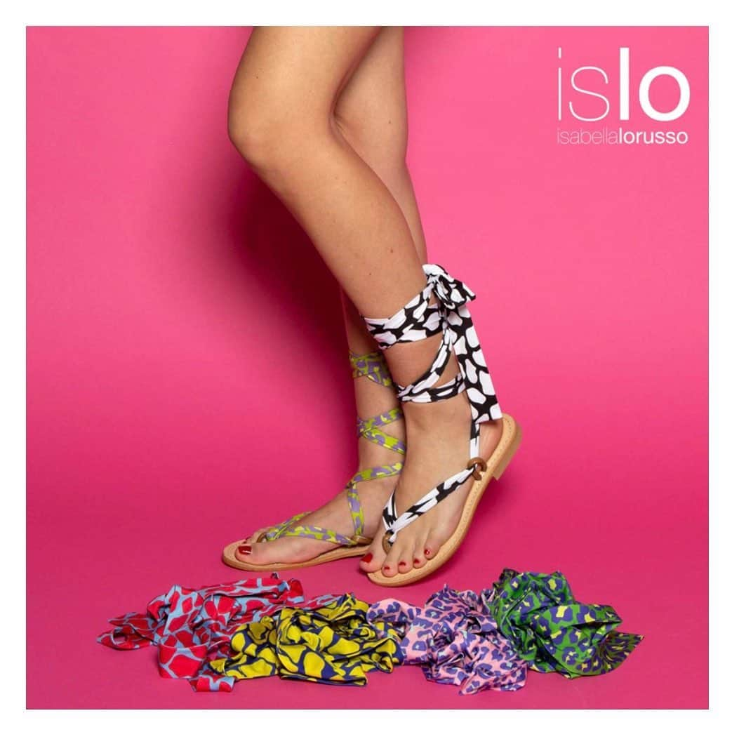 イズロさんのインスタグラム写真 - (イズロInstagram)「#islo #isloisabellalorusso #isloshoes #shoes #sandali #sandals #band #fusciacca #details #colore #colours #vogliadimare #fashion #style #shoesaddict #glam #maibanale #shopping #moda #shoponline #shoppingonline #madeinitaly #staytuned」6月1日 23時46分 - islo_isabellalorusso