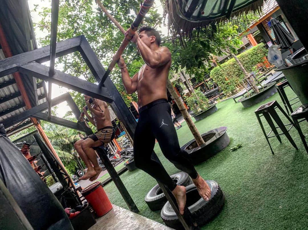 大雅さんのインスタグラム写真 - (大雅Instagram)「🇹🇭🙏 #thai #thailand #kickboxing」6月1日 15時06分 - taiga_814