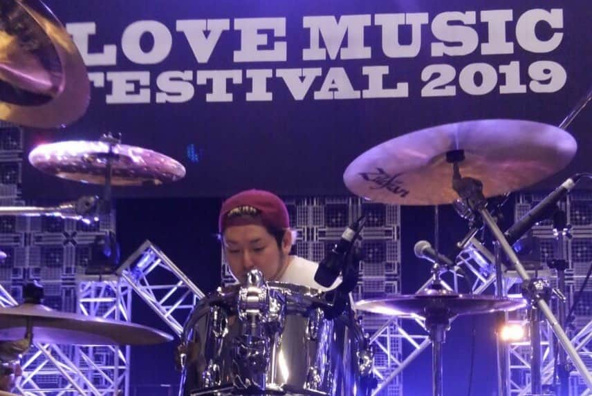 モリスさんのインスタグラム写真 - (モリスInstagram)「LOVE MUSIC FESTIVAL 2019 番組とフジテレビへのありったけの愛を表そうとした結果いきすぎました ありがとうございました  #lovemusicfes #lovemusic」6月1日 14時58分 - surimooo