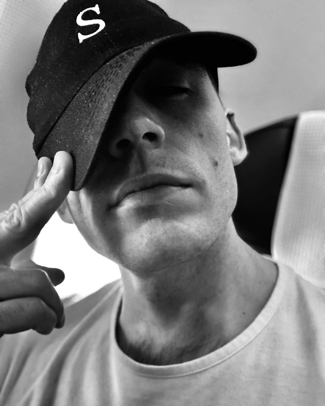 サム・クラフリンのインスタグラム：「Hat urday.」