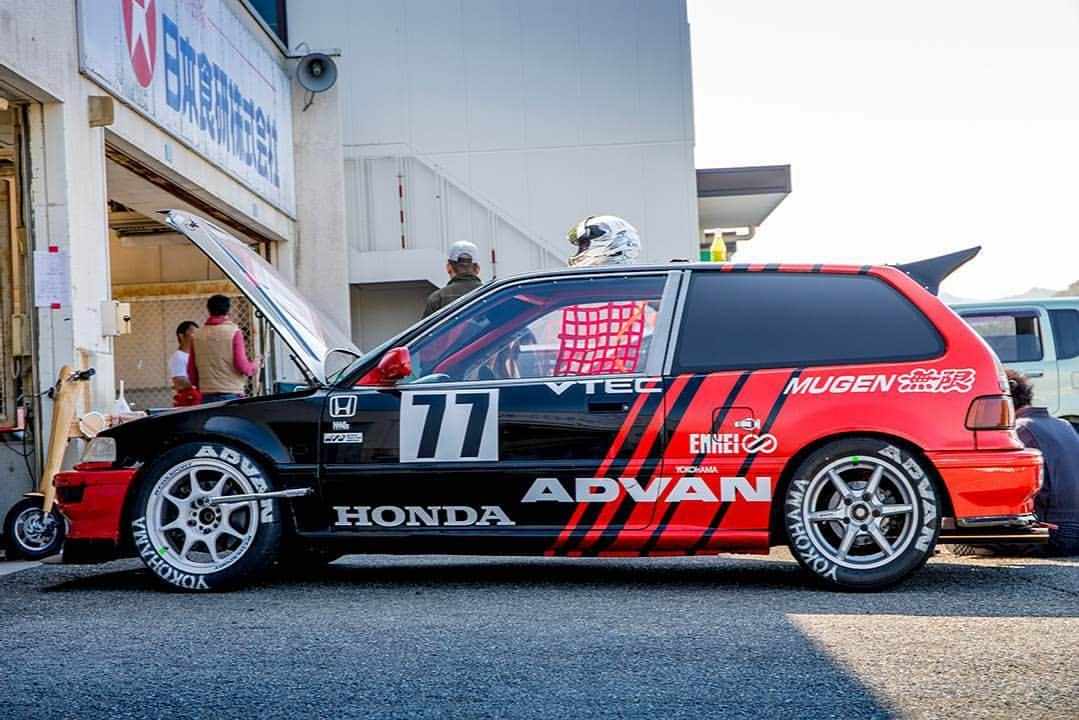 mistbahnさんのインスタグラム写真 - (mistbahnInstagram)「_ Domination Honda EF9 CIVIC _ _ Shot on 11-Nov 2018 "Race only for HONDA Track Cars" organized by @aslan_inc_japan at Central Circuit (Hyogo, Japan) owner: @civic_masa photo: @mistbahn _ _ JP) 2018年11月11日、セントラルサーキットで開催されたアスランさん( @aslan_inc_japan )主催の「ホンダ・ワンメイク・レース」にて撮影。 ドミネーション EF9。 _ _ #centralcircuit #セントラルサーキット #hondaonemakerace #hondacivic #ホンダシビック #シビック #ef9 #ef #efcivic #domination #ドミネーション #brushup_aw_osaka #advan #mugen #enkei #enkeiwheels #mugen無限power  #osakajdm #kanjo #kanjostyle #kanjoracer #kanjozoku #trackcar #trackspec #timeattack #timeattackjapan #bseries #b18 #b18c #bswapped」6月1日 15時04分 - mistbahn