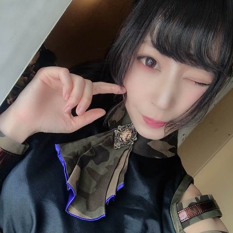 雪乃しほりのインスタグラム：「Instagram初心者はストーリーがなかなか使いこなせず質問返しをどうやっていいのか分からずライブ終わりにまたまゆちゃんのお世話になろうと思います:(´◦ω◦`): #instagram  #インスタ女子  #インスタ初心者  #ストーリーも見てね  #ストーリーズの使い方がよくわからない」