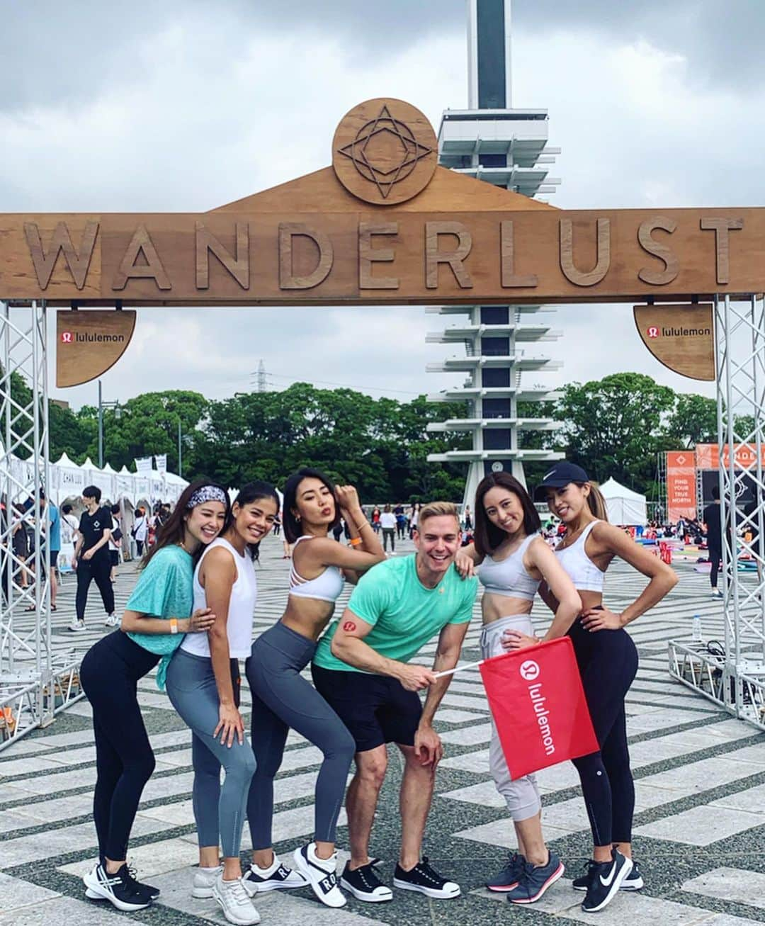 迫田里奈（りなぽよ）さんのインスタグラム写真 - (迫田里奈（りなぽよ）Instagram)「今日は朝から WANDERLUST 108 に 参戦してきました🎉♥️ . . カリフォルニア発の オープンマインド・トライアスロンで RUN・YOGA・MEDITATIONを しました🏃‍♀️🧘‍♀️💕 . . ハンモックを使った最新ヨガも 初体験したりして 本当に楽しいイベントでしたぁ🔥🤩 .  こーゆカラダを動かすイベント大好き❤ これからも積極的に参加したいなあって 思いました🙏✨充実しました☀️ . . ウェアはフィット感がたまらなく良い @lululemonjp  のにしました👟💕 . . #PR#ワンダーラスト108#Wanderlust108 #Wanderlust2019#一日一汗 #オープンマインドトライアスロン#マインドフルトライアスロン#ウェルネスイベント#wanderlustjapan @wanderlustfest_jp」6月1日 16時15分 - rinapoyo.1129