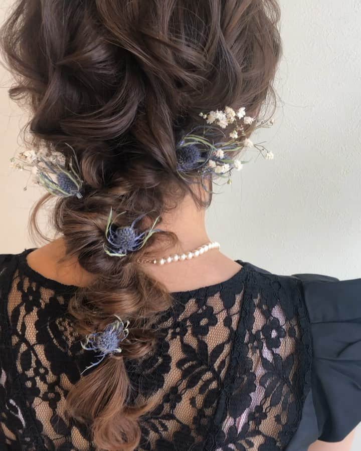 yu nakamura ヘアアレンジ hairarrangeのインスタグラム：「可愛い可愛い妹みたいな存在のマナちゃん♡ いつもありがとう✨ 二次会楽しんできてね♡  #レイフィールド #rayスタイル#一宮#一宮市#ヘアアレンジ#ミディアム#セルフアレンジ#ミディアムアレンジ#ロングアレンジ」