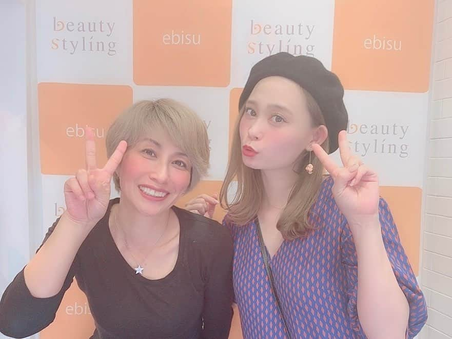 本田しおりさんのインスタグラム写真 - (本田しおりInstagram)「定期的に通っている @m_beautystyling  ストーリーにもupしましたが、今は妊娠中のためハイフなどの機械はお休みで、脂肪や筋肉が固まってこびりつかないようほぐしてもらってます！  式の1ヶ月前から通い初めて、肩二の腕周り10センチ近く落ちた、、 式当日ウェディングドレスのレースゆるゆるで衣装さんに詰めます！と縫われビックリしました😳😳😳 駆け込み寺っす  松本さんいつもありがとうございます😋🙏✨産後ダイエットも頑張ります🤰」6月1日 16時28分 - _shiori_honda_