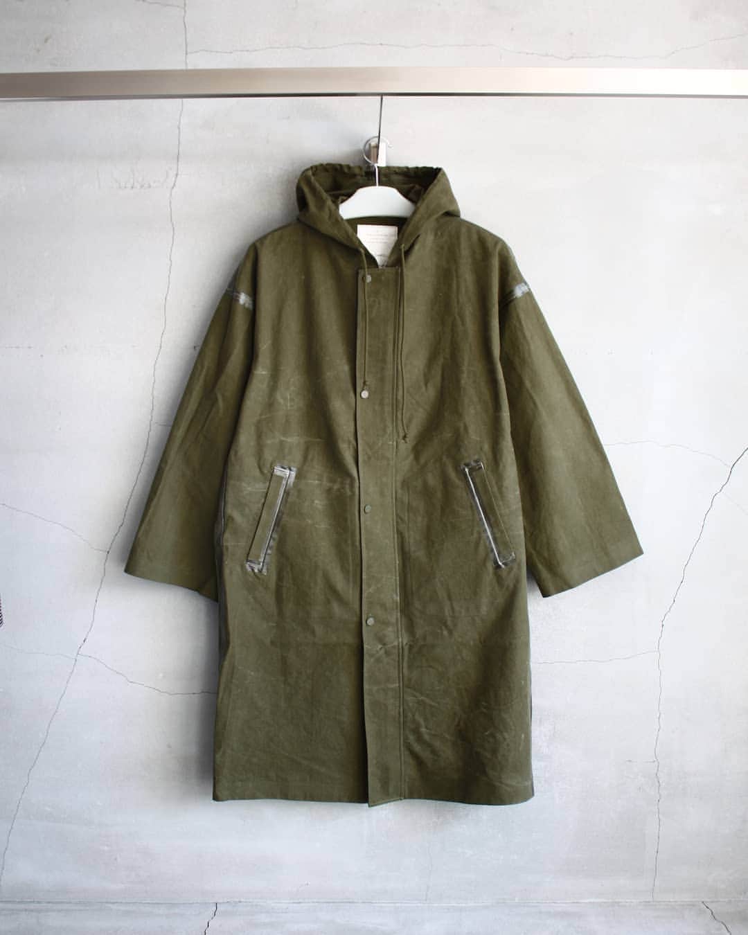 Deepinsideinc.com Storeさんのインスタグラム写真 - (Deepinsideinc.com StoreInstagram)「READYMADE / RAIN COAT new in. Made From Vintage U.S ARMY Tent Shell.  @readymade_official #READYMADE」6月1日 16時56分 - deepinsideinc.comstore_men