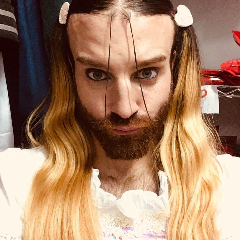 レディビアードさんのインスタグラム写真 - (レディビアードInstagram)「2019年の6月が..... 始まりました！  #ladybeard」6月1日 17時27分 - ladybeard_japan