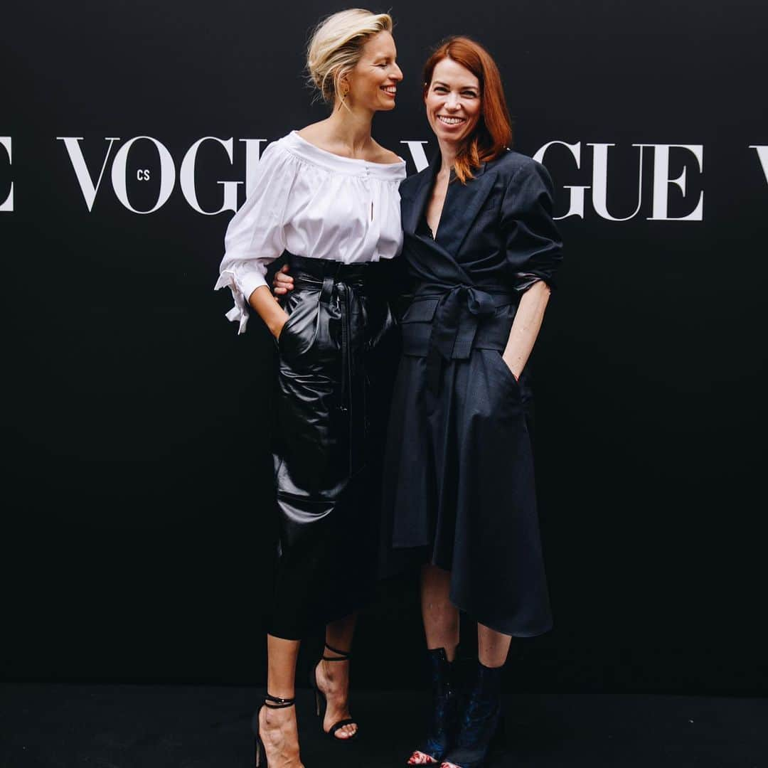 カロリナ・クルコヴァさんのインスタグラム写真 - (カロリナ・クルコヴァInstagram)「Thank you for having me @vogueczechoslovakia ❤️ #VOGUElive #conference by VOGUEcs @suzymenkesvogue @karinadobrotvorskaya @andreabehounkova #fashionconference #KK」6月1日 17時47分 - karolinakurkova