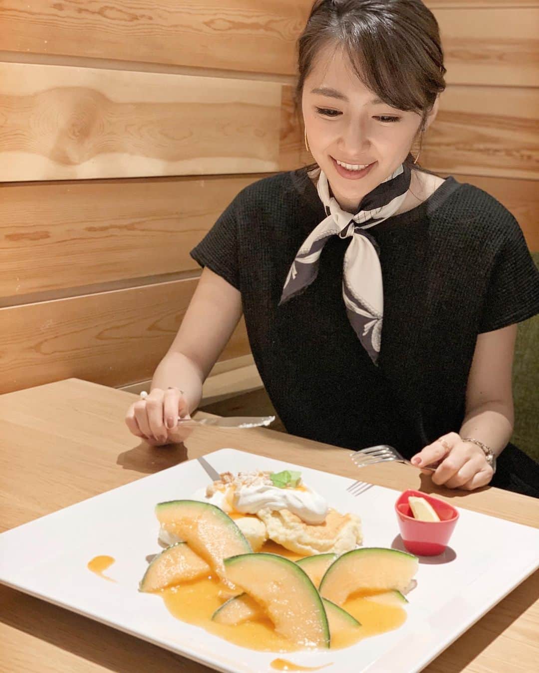 小林さりのグルメインスタ