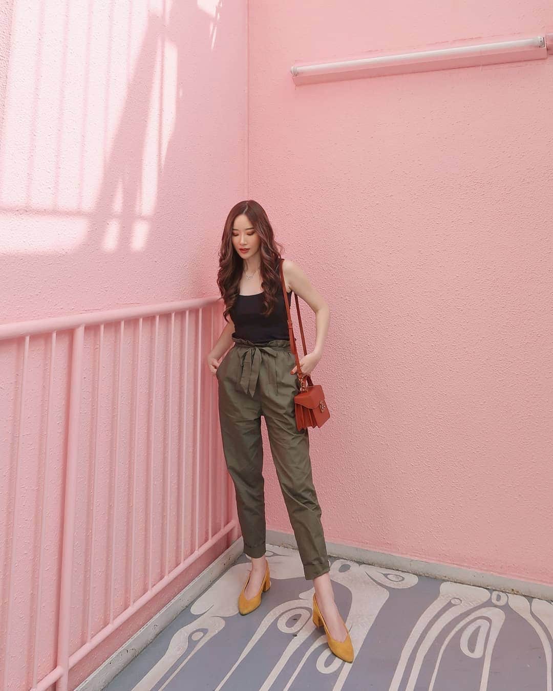 エリッサ・ヤマダのインスタグラム：「Hey June, don't make it bad ✨ . 📷: @vncntsim #ellejessinjapan #ellejessintokyo」