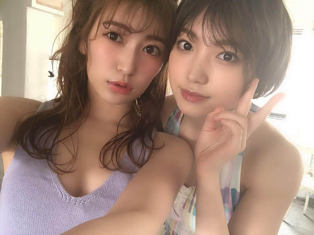 吉田朱里さんのインスタグラム写真 - (吉田朱里Instagram)「#りんりそ 💖💙 #月刊エンタメ #発売中 #queentet  #suki🥰」6月1日 18時29分 - _yoshida_akari