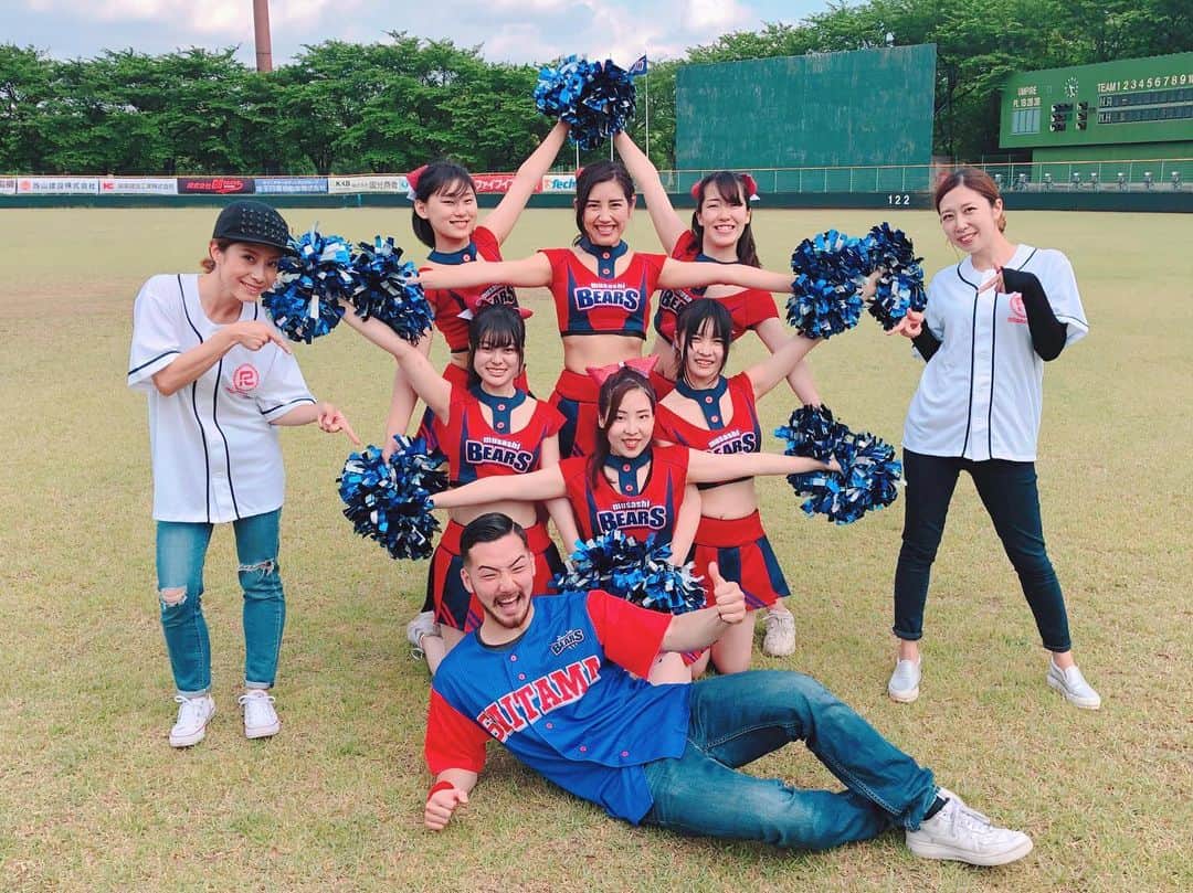 黒澤まさ美さんのインスタグラム写真 - (黒澤まさ美Instagram)「. We are supporting MUSASHI HEAT BEARS! . #saitama  #baseball  #cheerleading  #sports #happy #smile #埼玉武蔵ヒートベアーズ  #武蔵ヒートベアーズ」6月1日 19時01分 - masami_kurosawa