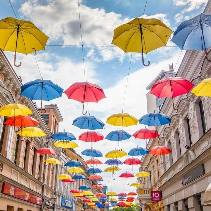 Lonely Planetさんのインスタグラム写真 - (Lonely PlanetInstagram)「'Banja Luka is the second largest city of #Bosnia and Hercegovina, and one of the prettiest thanks to the vibrant Vrbas river which flows through the centre, and the jaw-dropping Orthodox Cathedral of Christ the Saviour. I loved strolling down the sunny pedestrian-only commercial area, where I was greeted with these pretty, colourful umbrellas!' – @globeguide -- Tap the link in our bio to see why #Hercegovina is one of our top destinations to visit in 2019! #BestinEurope  #lpinstatakeover」6月1日 19時00分 - lonelyplanet