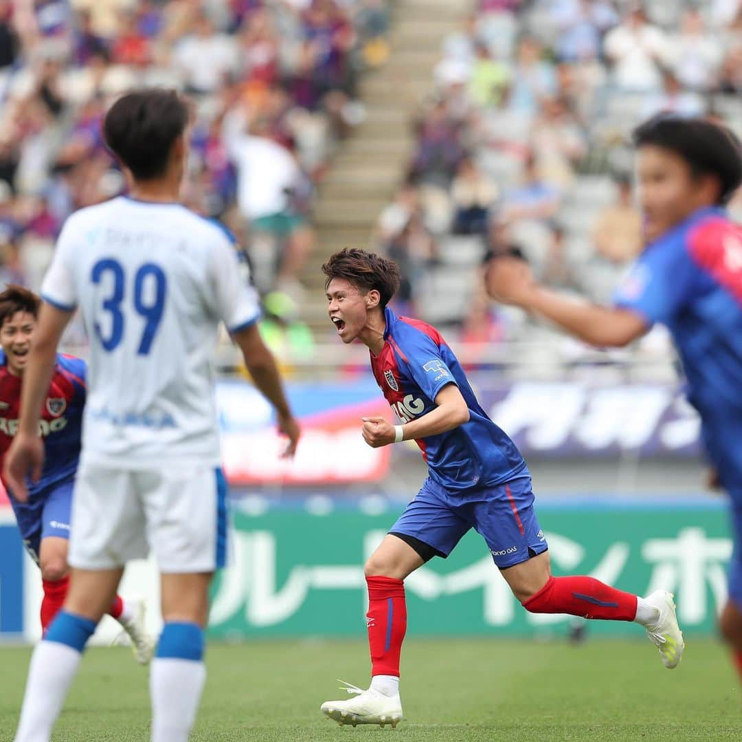 FC東京オフィシャルグッズさんのインスタグラム写真 - (FC東京オフィシャルグッズInstagram)「✨👏 ⏰試合終了🔵🔴 . #FC東京 3-1 #大分トリニータ . 連敗はできない大事なゲームで掴んだ大きな1勝❗️❗️❗️❗️✊✊✊ ホーム味スタで8連勝達成❗️❗️❗️✨✨✨ 俺たちはホーム味スタで負けない❗️❗️❗️ @fctokyoofficial  #首位東京 #FC東京 #fctokyo #ttokyo」6月1日 19時17分 - fctokyoofficial