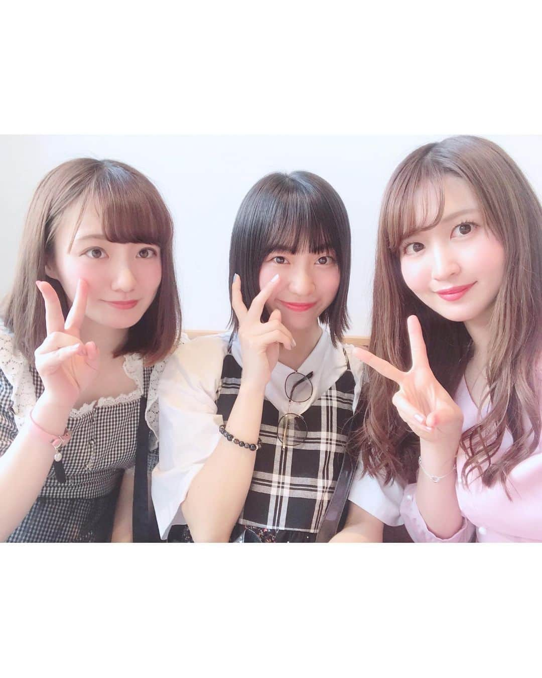 沢井里奈さんのインスタグラム写真 - (沢井里奈Instagram)「♡ . SKE48の日高優月ちゃんに たまたま遭遇しました🥺❤️ . 少し時間があったのでカフェも☕🍰💕💕 . 今まで少し話したりはあったけど、 沢山話せたのは初めてだったから 嬉しかった〜☺️💓💓 優月ちゃん面白すぎて ずっと笑ってました🤣🤣🤣💕💕 . ありがとう🌹🌸 また公演も観に行きたいな🌟 . #ske48 #sakae #nagoya #streamercoffeecompany #coffee #cafe #instafood #photogenic #instagood #instagramjapan #japanesegirl #girls #日高優月 ちゃん #ストリーマーコーヒーカンパニー #コーヒー #カフェ #名古屋カフェ #栄カフェ #矢場町カフェ #カフェ巡り #さわーカフェ巡り #沢井里奈」6月1日 19時56分 - sawairina