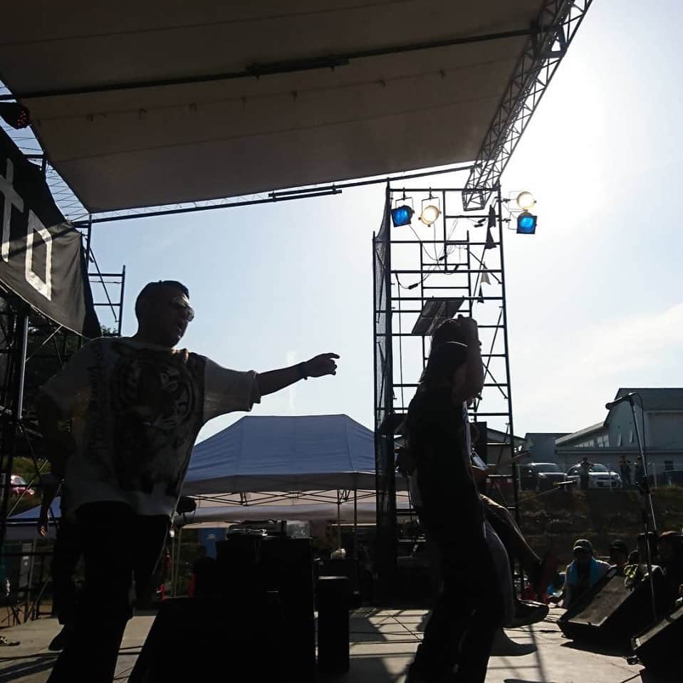 大地洋輔のインスタグラム：「hoshioto’19 ありがとうございました！！ 凄い素敵なフェスでした！！！ スタッフさん、お客さん、出演者さんの楽しんでる空気感が伝わってきました！！ 最高でした！！ #hoshioto19  #hoshioto #DJダイノジ #ダイノジ」