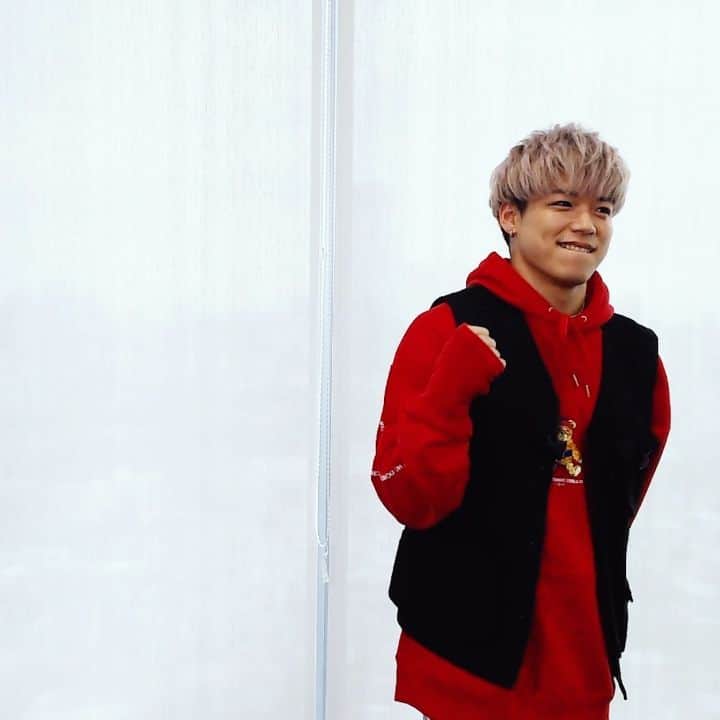 M-ON! MUSIC｜エムオンミュージックのインスタグラム：「﻿ ＼祝デビュー／﻿ ﻿ #BALLISTIKBOYZfromEXILETRIBE﻿ (@ballistik_fext)﻿ #5秒で答えて 公開！﻿ ﻿ 続いては﻿ #加納嘉将﻿ ﻿ やや照れの見える﻿ #小さなガッツ に注目（笑）﻿ ﻿ ﻿ 【5秒で答えて 公開日時】﻿ 06/02(日)20:00　#海沼流星﻿ 06/03(月)20:00　#深堀未来﻿ 06/04(火)20:00　#奥田力也﻿ 06/05(水)20:00　#松井利樹﻿ 06/06(木)20:00　#砂田将宏」