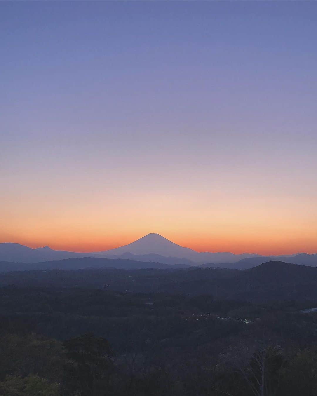 橋本香澄さんのインスタグラム写真 - (橋本香澄Instagram)「. こんな富士山見て 感動しない人いないよね🦚 . 息抜きも大事ですな🥺🙏🏻✨ . #mtfuji #mountfuji #shizuoka  #japan #trip #traveler #tripgirl  #fantastic #amazing #beautiful」6月1日 20時05分 - _jasmine_tete_