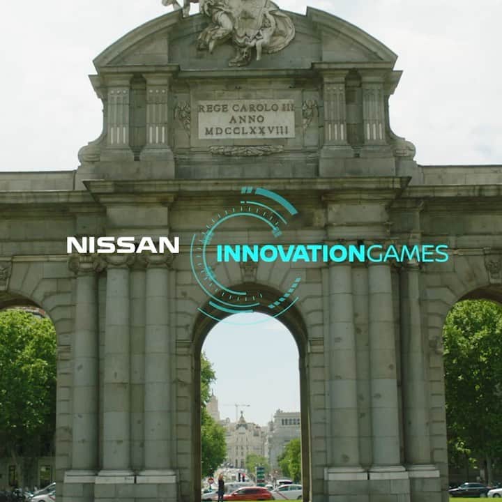 エデン・アザールのインスタグラム：「Hi my friends, please go to @nissanfootball to see how my team 🔵 did in the final of the Innovation Games 🏆#InnovateYourGame」