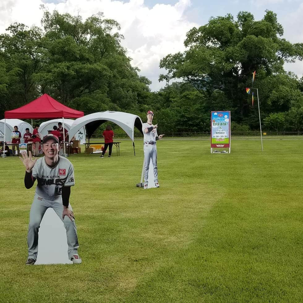 聖澤諒さんのインスタグラム写真 - (聖澤諒Instagram)「宮城県にある湖畔公園で野球体験イベントにいってきました😄 何回も何回も列に並んで楽しんでくれる子供もいて1日楽しむことができました(^_^) 1日外にいたので、腕もごらんの通りです^^; 暑さ対策や水分補給はこまめにしましょうね☆ #楽天イーグルス  #rakuteneagles  #湖畔公園 #野球イベント #聖澤諒」6月1日 21時12分 - ryo_hijirisawa23