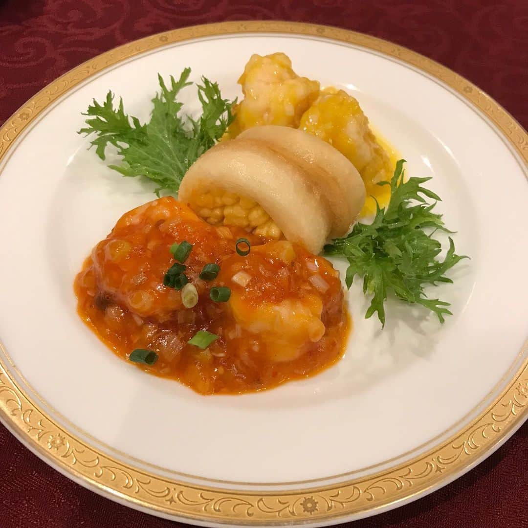 水木一郎さんのインスタグラム写真 - (水木一郎Instagram)「明日の東北電力さんの「トクトク！でんき祭」の打ち合わせも兼ねて超美味しい中華料理をいただきました。シェフも挨拶に来てくださいました。ご馳走さまでした。明日はバッチリ元気に歌えそうだZ！ #東北電力  #トクトクでんき祭 #仙台 #中華北京料理 #飛天  #水木一郎」6月1日 21時39分 - ichiromizuki