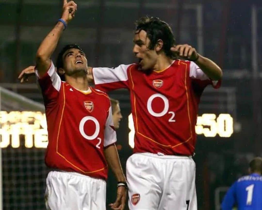ロベール・ピレスのインスタグラム：「Devastated to hear the very sad news about my dear friend Jose Antonio Reyes. Rest In Peace」